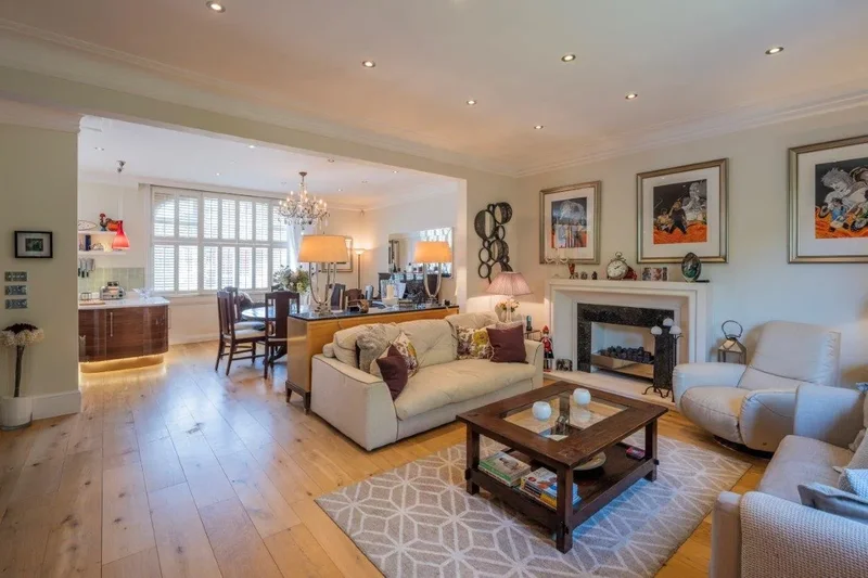 Primrose Hill Road, Belsize Park, London, NW3 3AA, London, United Kingdom. - Photo 8