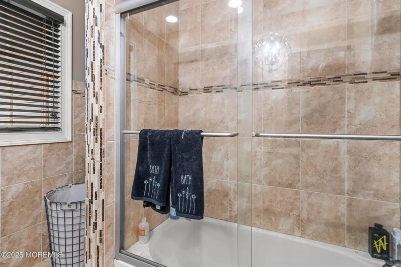 33 Harbor Road, Marlboro Township, New Jersey, United States. - Photo 37