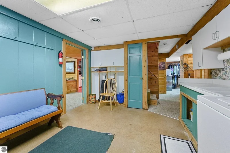 5161 Silver Pines Road, Traverse City, MI, 49685, USA, Traverse City, Michigan, United States. - Photo 17