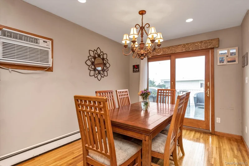 26 Cheshire Road, Inwood, New York, United States. - Photo 14