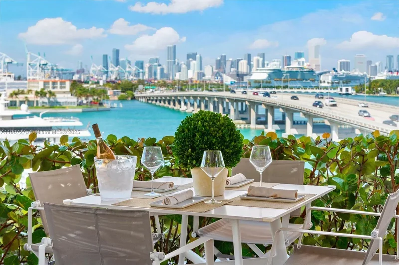 450 Alton Rd PH 4104, Miami Beach, Florida, United States. - Photo 73