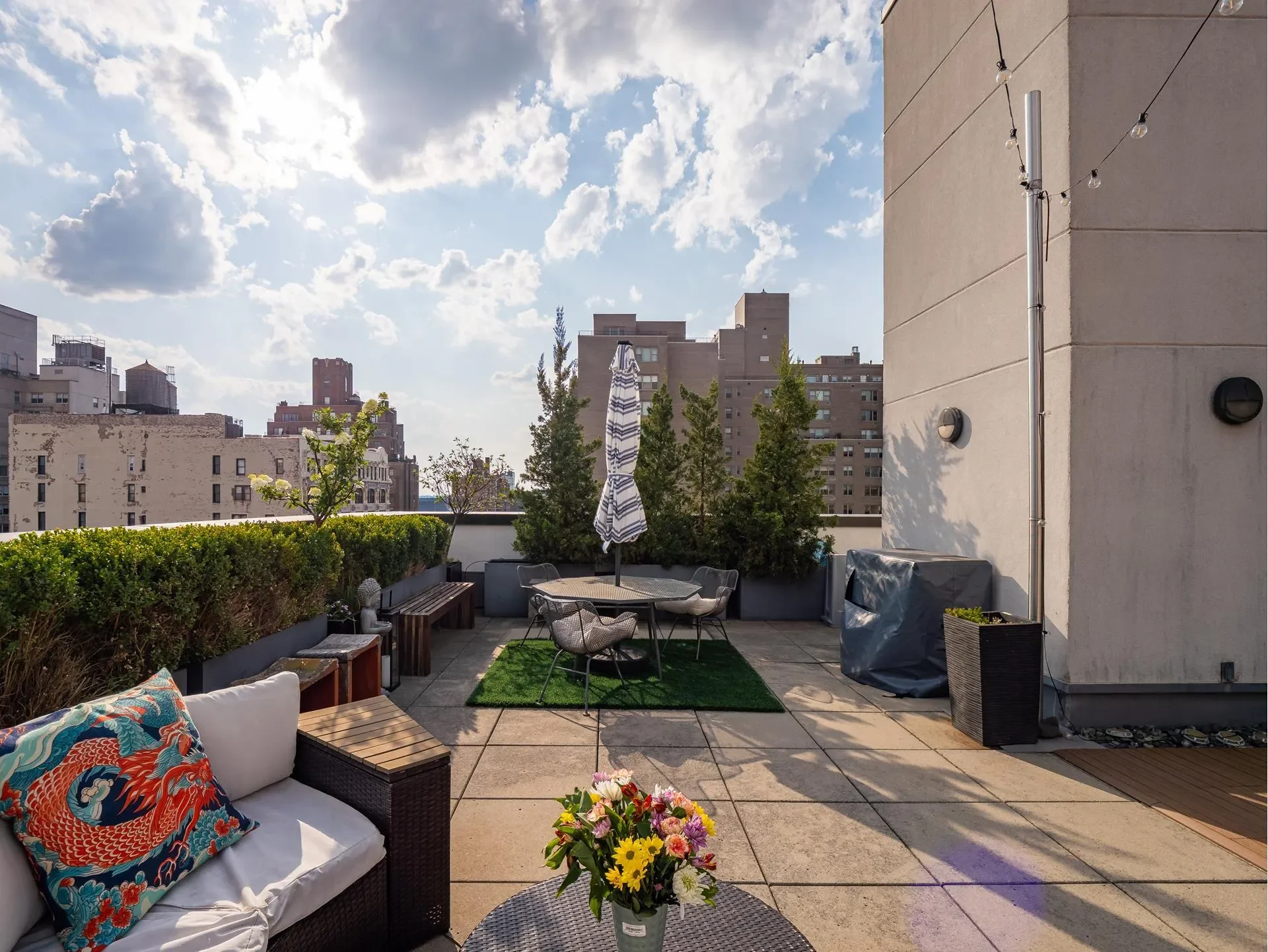 LOFT 14, 135 W 14TH ST, New York, New York, United States. - Photo 8