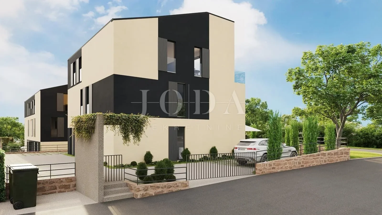 Exterior photo 2