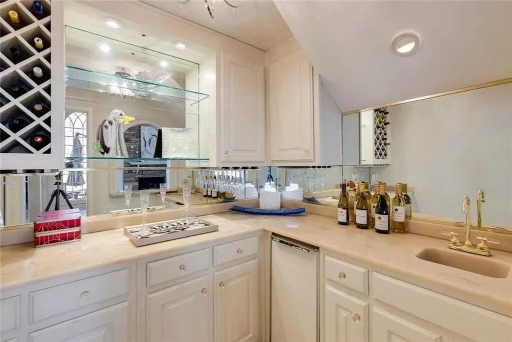 Gallery photo 2