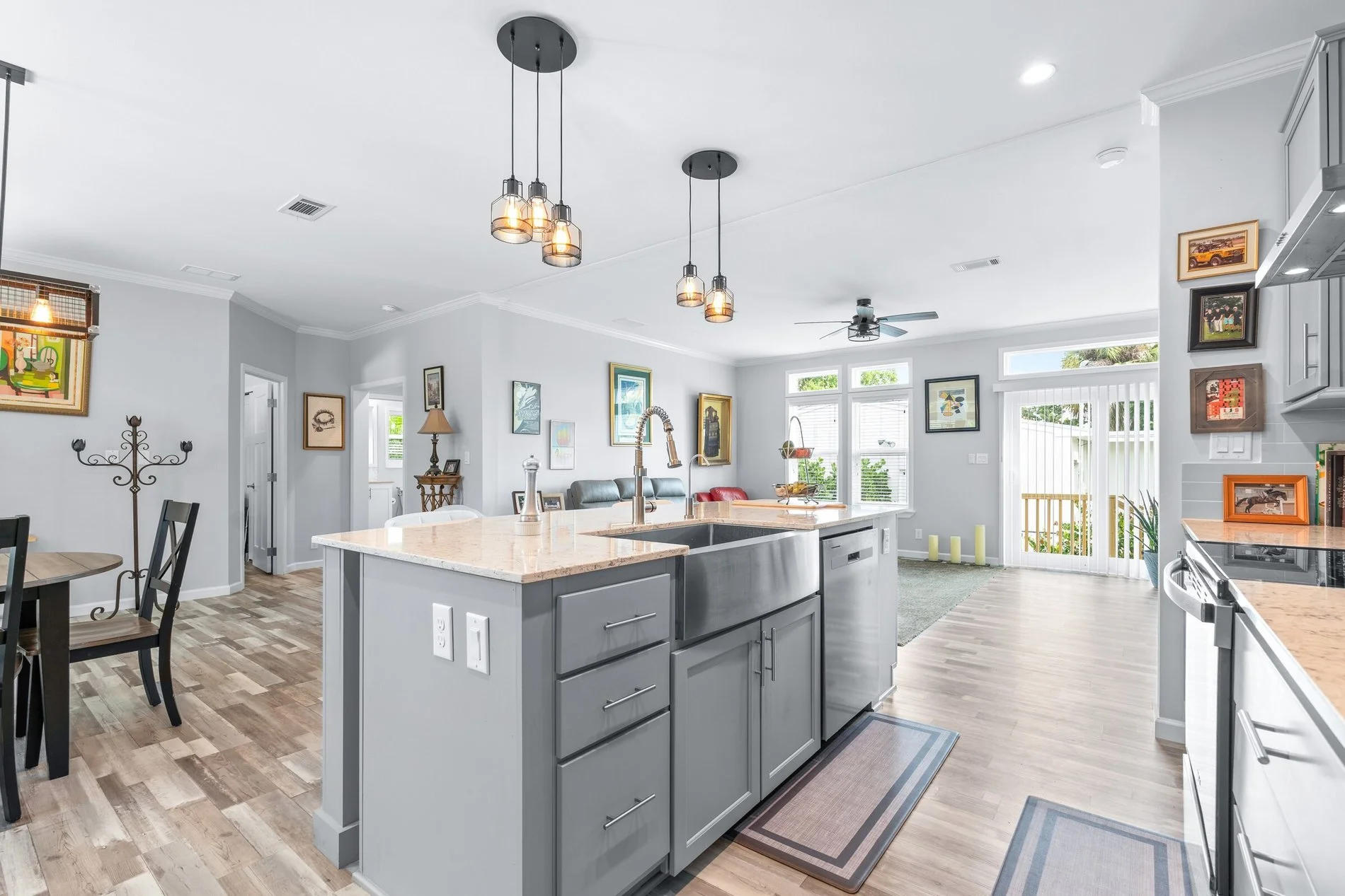 1757 12th Court N , Lake Worth Beach, FL 33460, Lake Worth, Florida, United States. - Photo 4
