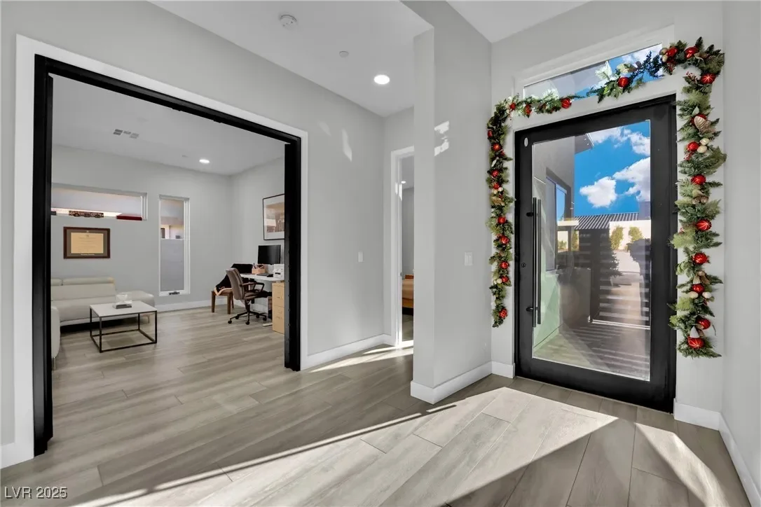 397 Highview Ridge Avenue, Las Vegas, Nevada, United States. - Photo 24