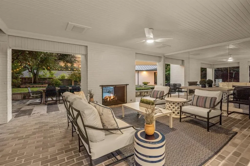 5849 Merrymount Road, Fort Worth, Texas, United States. - Photo 28