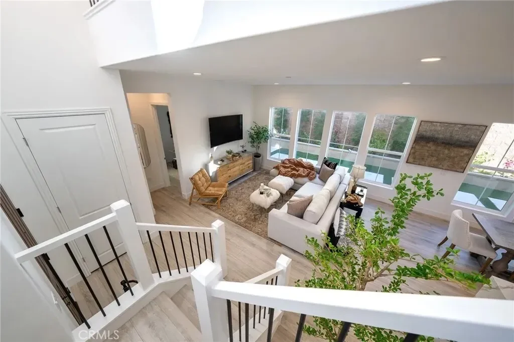 20811 W Bur Oak, Los Angeles, California, United States. - Photo 16