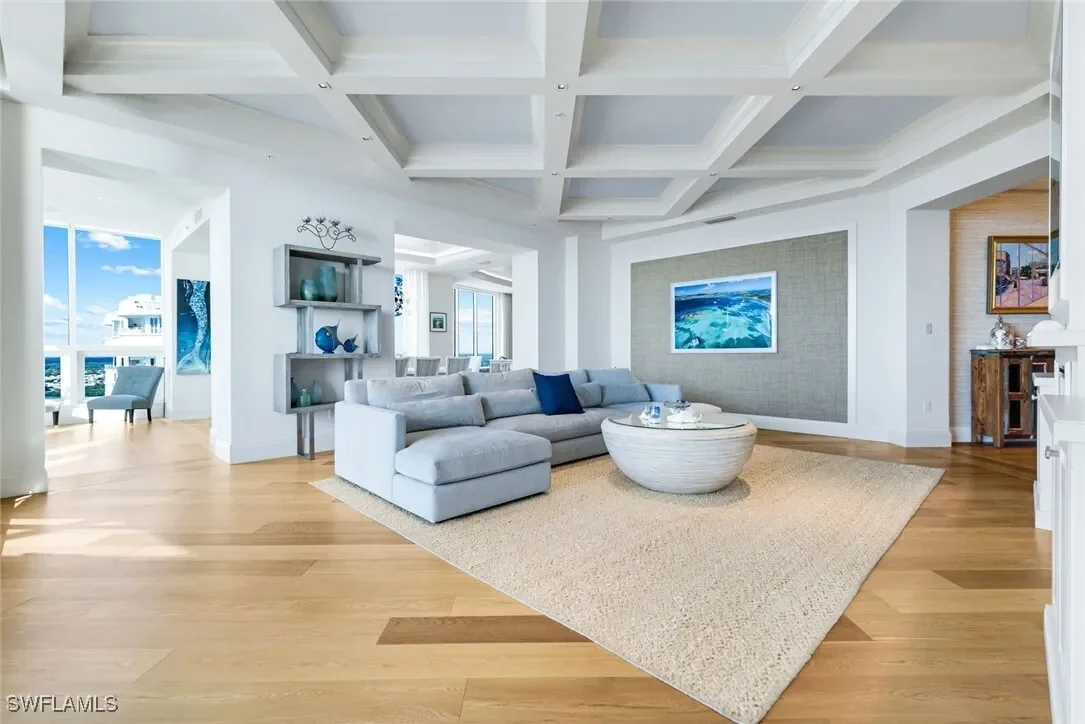 Gallery photo 6