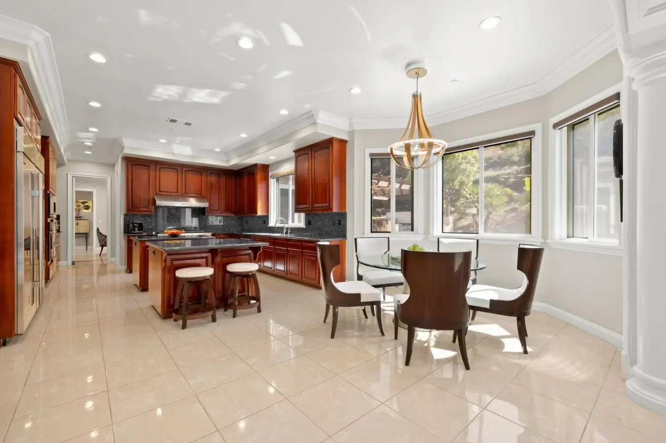2855 Oak Knoll Drive, Diamond Bar, California, United States. - Photo 4