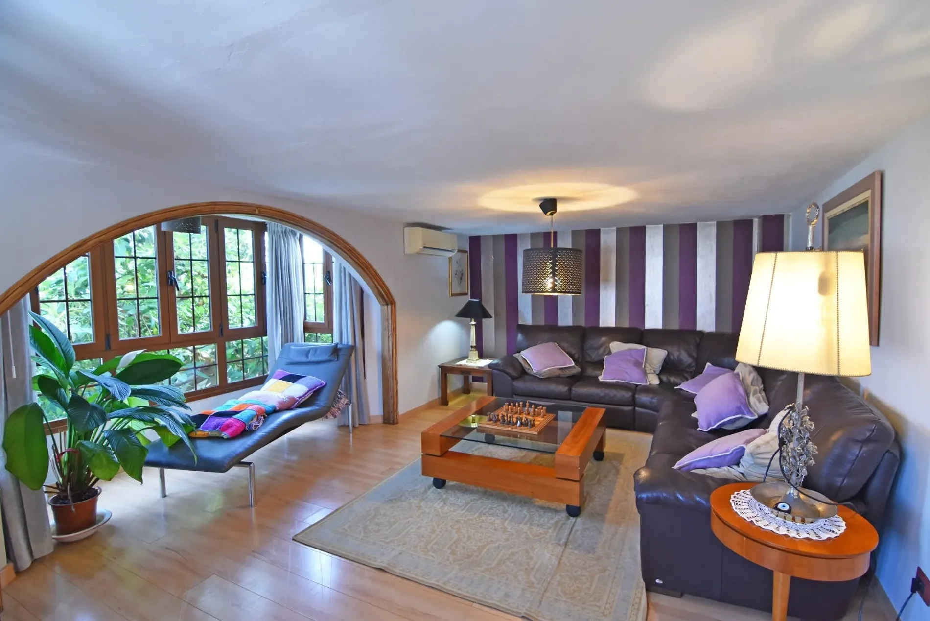 Gallery photo 1