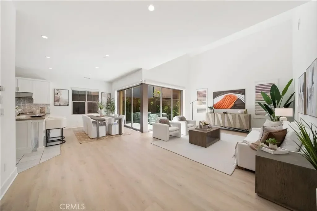 121 Tall Reed, Irvine, California, United States. - Photo 12