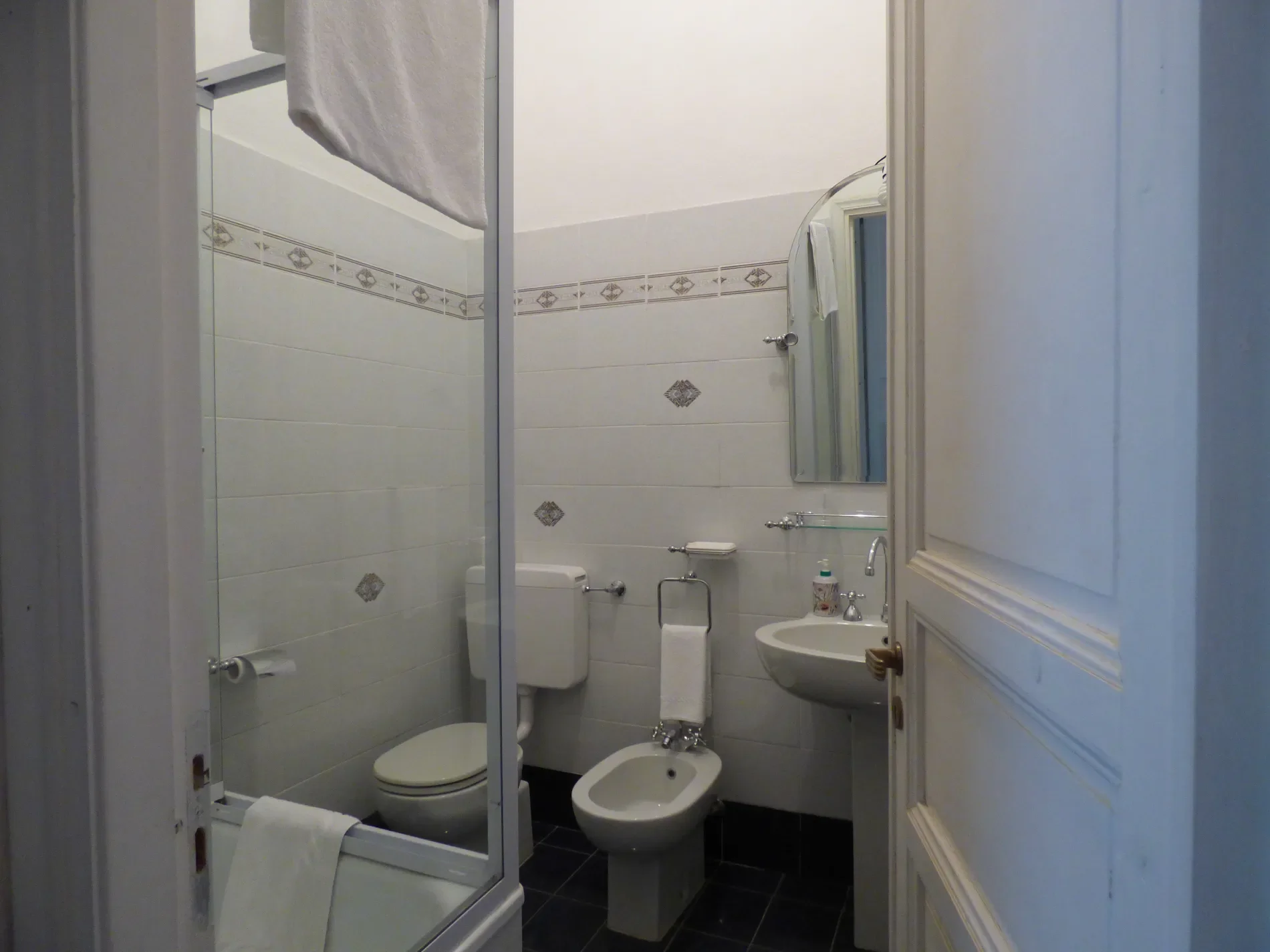 Gallery photo 3