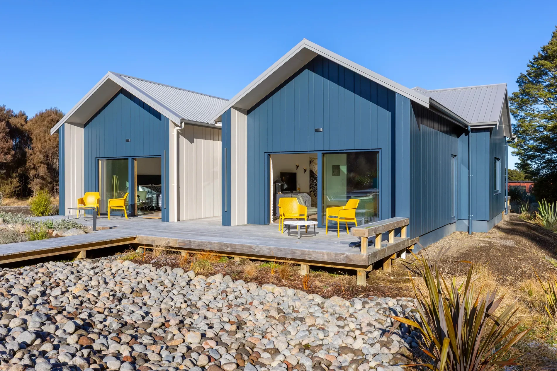 Exterior photo 3