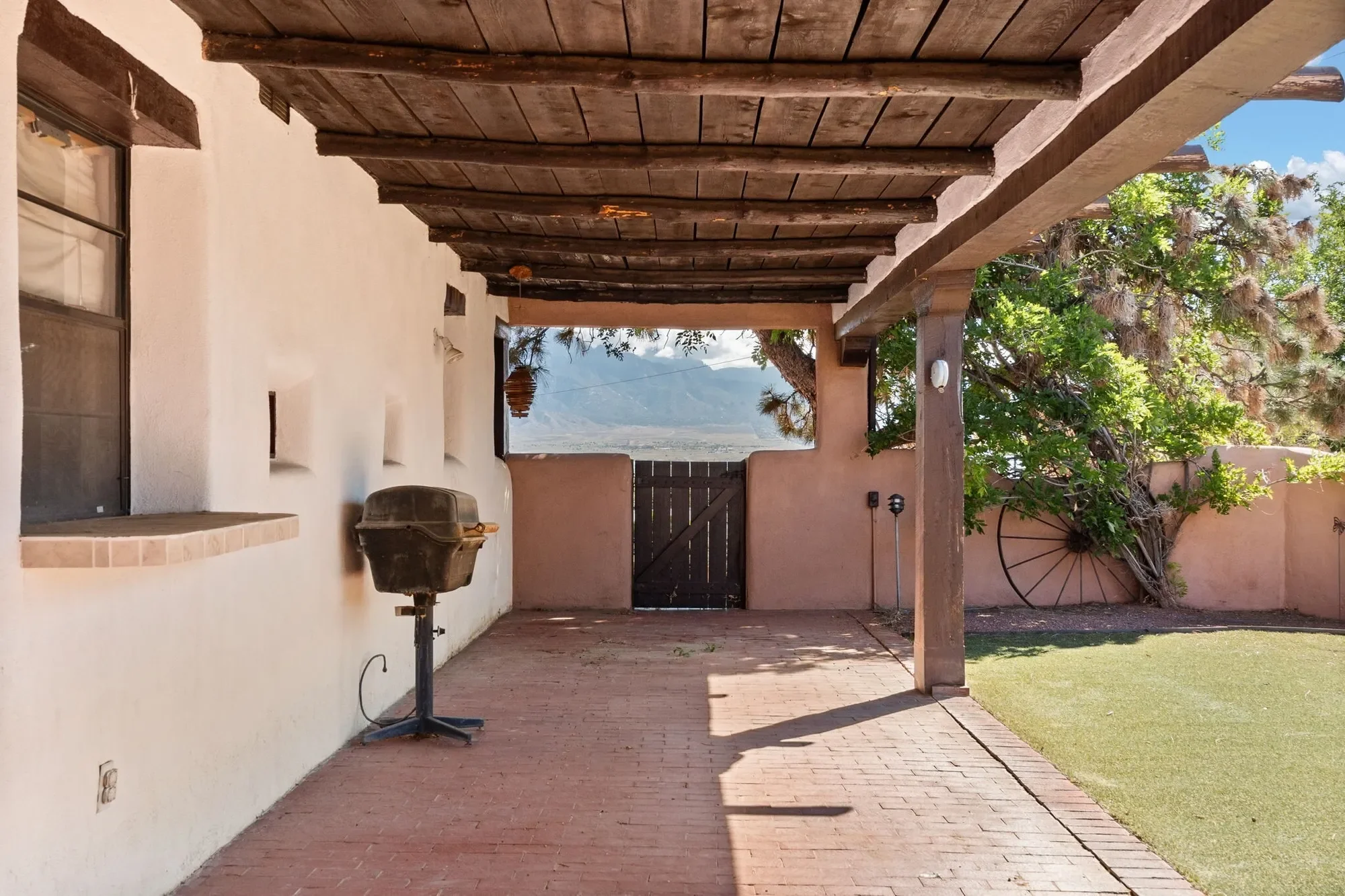 10601 Cielo Vista Del Norte, Corrales, NM 87048, Corrales, New Mexico, United States. - Photo 16
