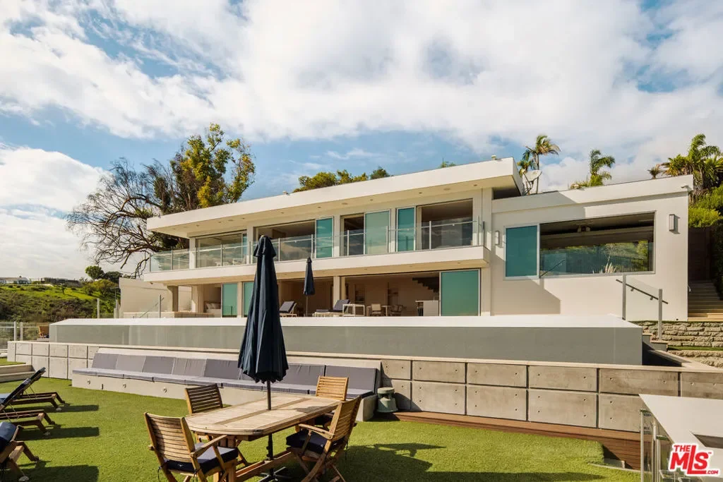 467 Paseo Miramar, Los Angeles, California, United States. - Photo 44