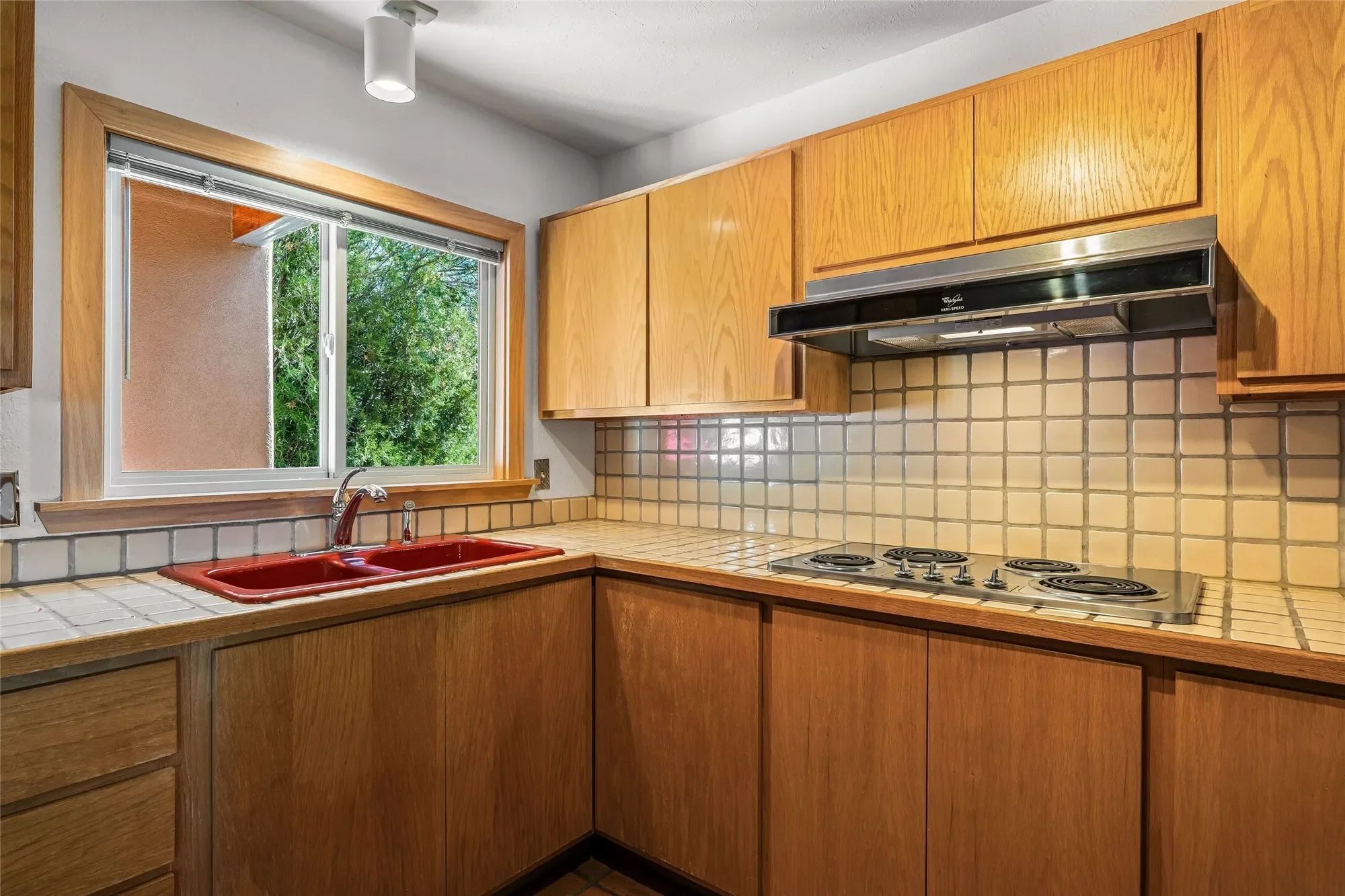 2116 Conejo Drive, Santa Fe, NM 87505, Santa Fe, New Mexico, United States. - Photo 8