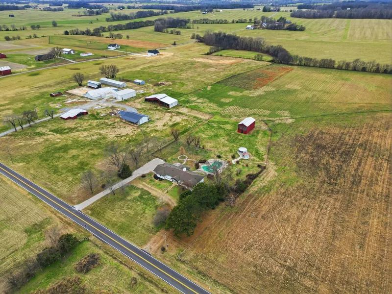 5654 Borthick Rd, Springfield, Tennessee, United States. - Photo 29
