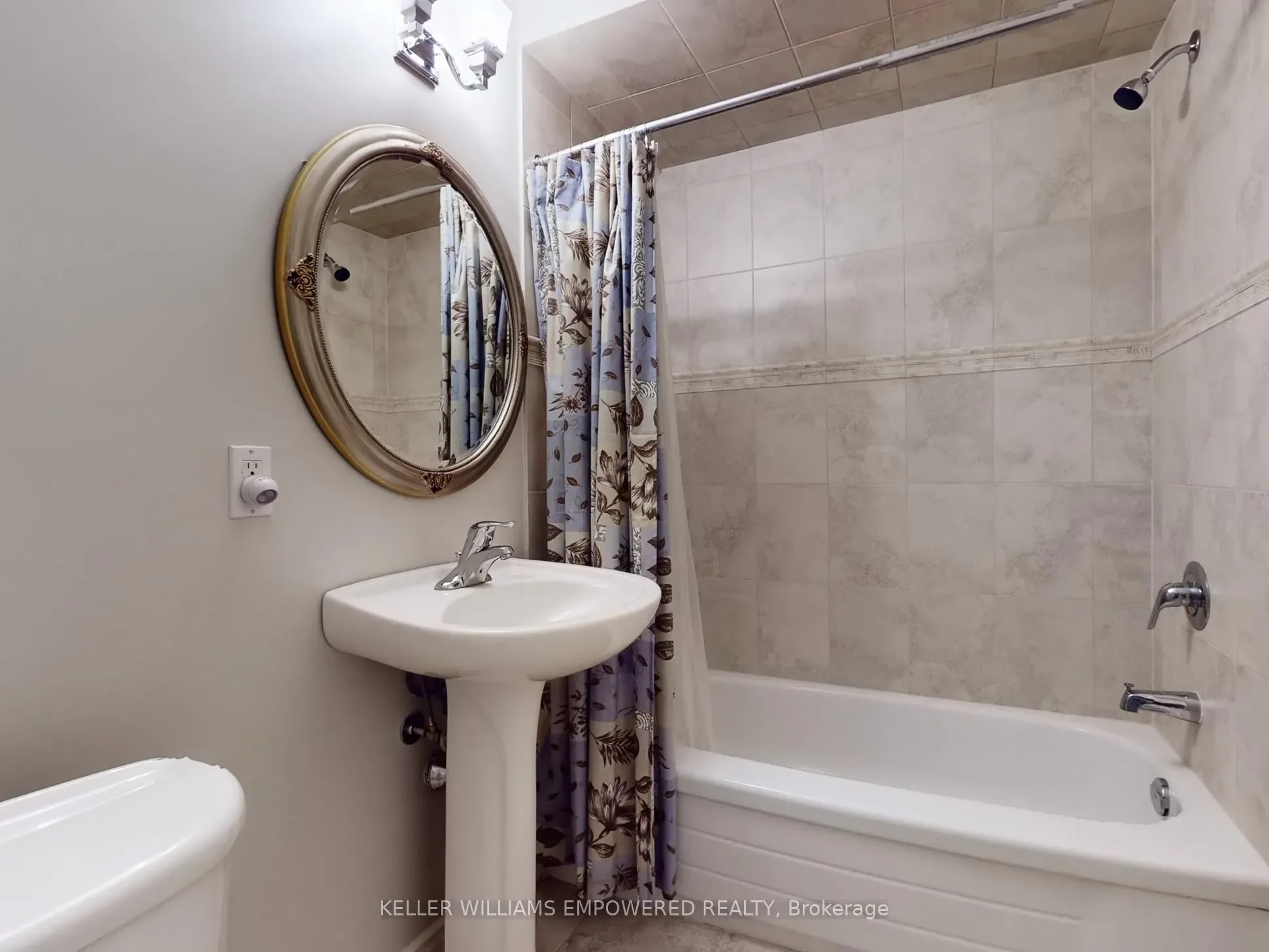 204 Forest Ridge Road, Richmond Hill, ON L4E 3L8, Gormley, Ontario, Canada. - Photo 19
