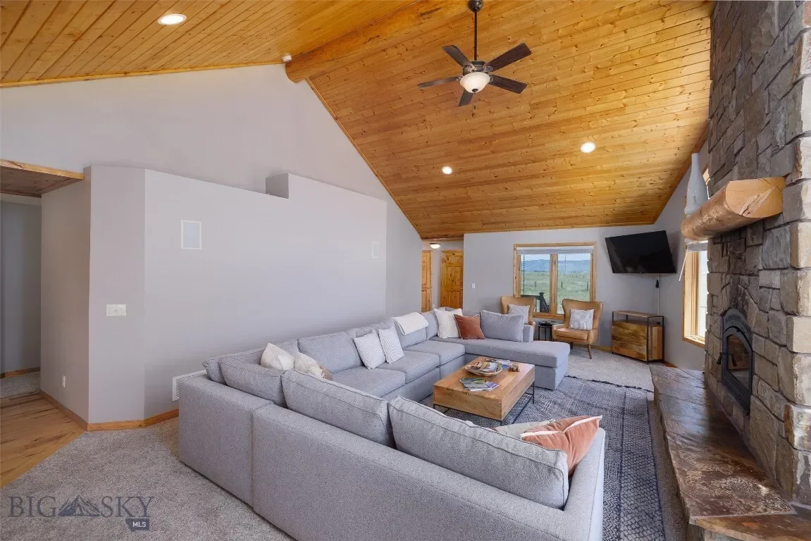 138 Inverness, Livingston, Montana, United States. - Photo 13