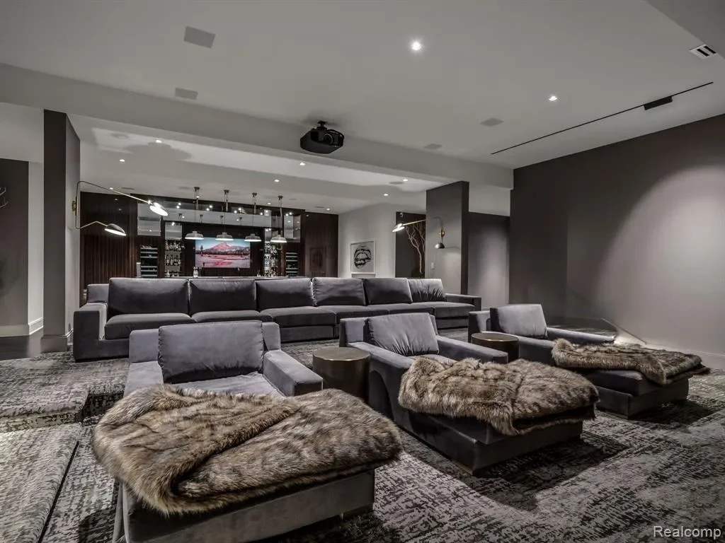 20910 TURNBERRY Boulevard, Northville, MI 48167, Novi, Michigan, United States. - Hero Image