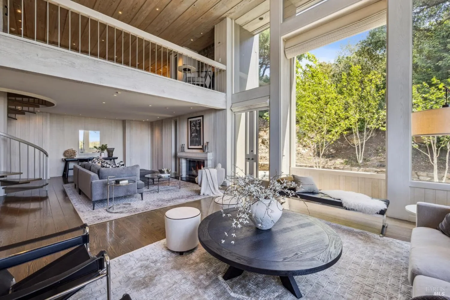 83 Mount Tiburon Road, Tiburon, California, United States. - Photo 29