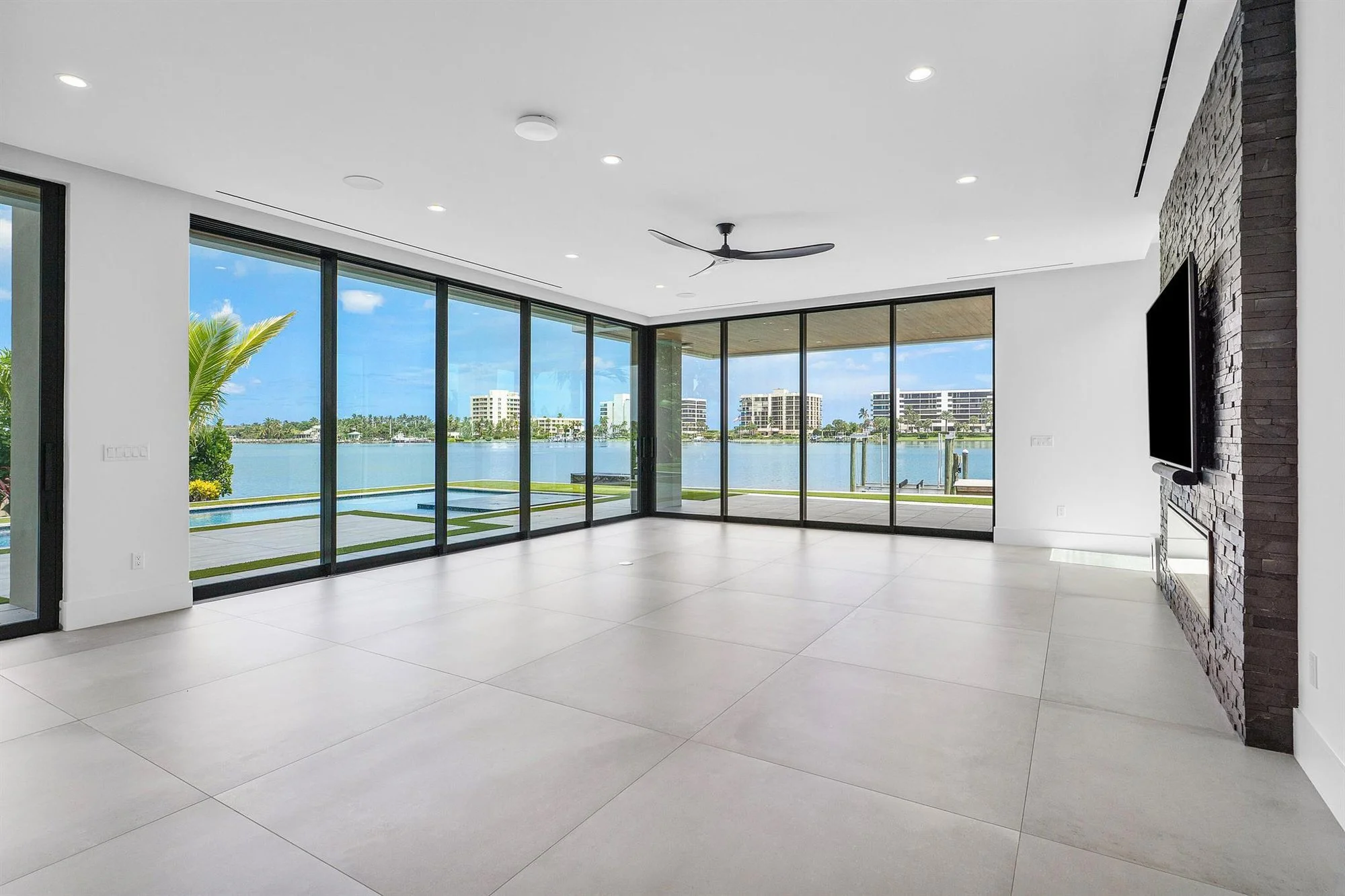 3445 Harbor Road N, Tequesta, Florida, United States. - Photo 29