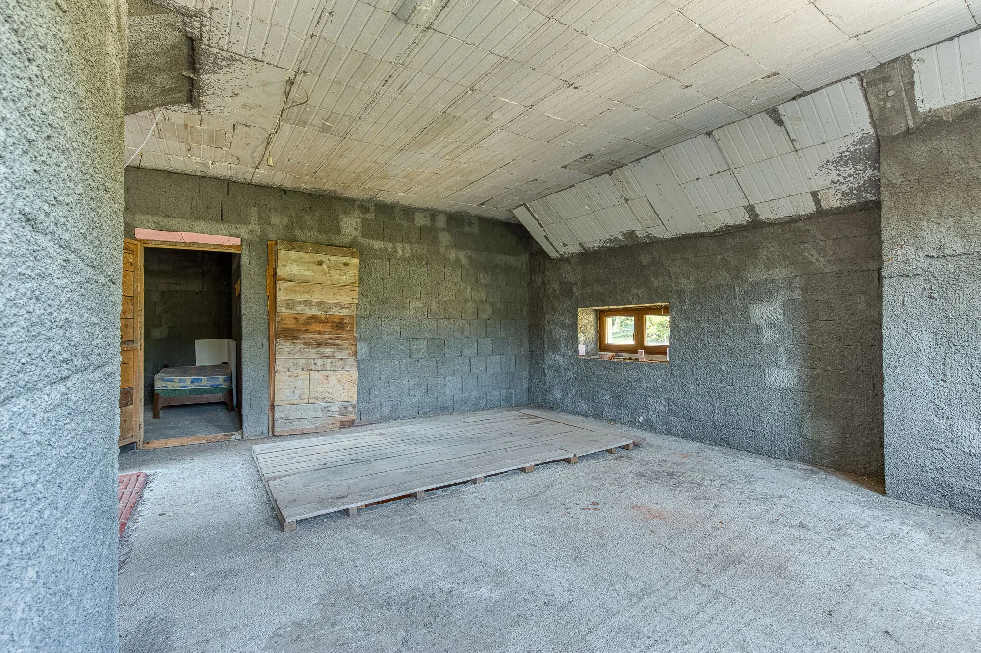 Gallery photo 3