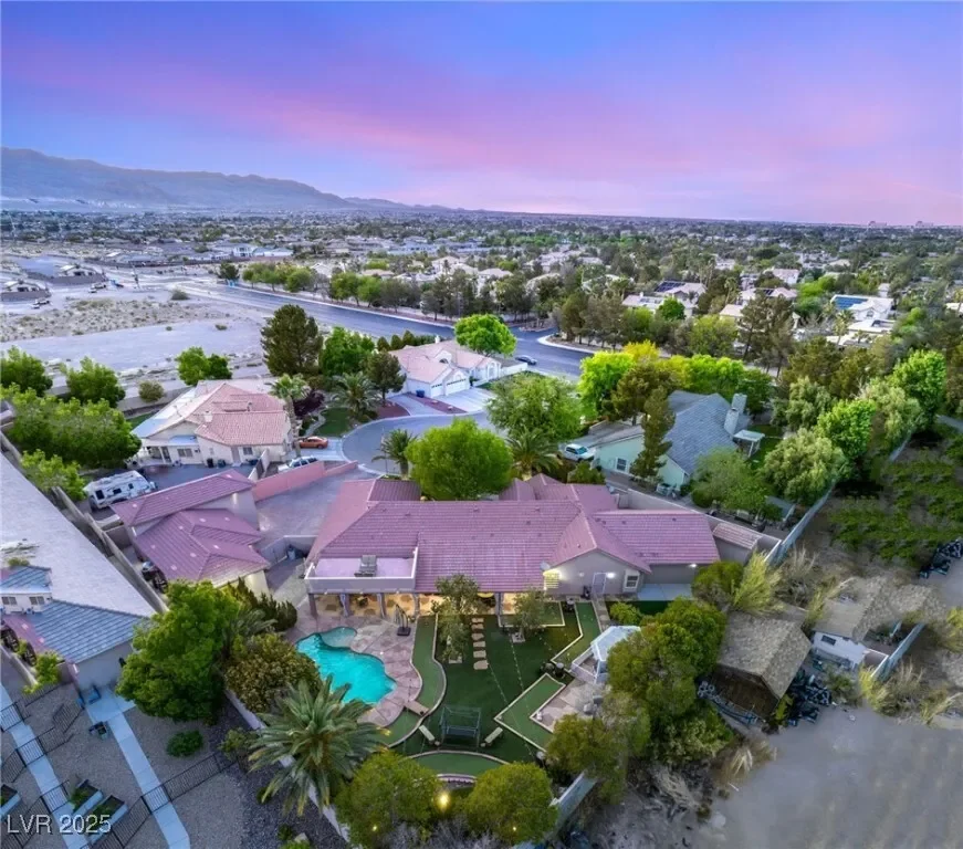 8275 W Craig Road, Las Vegas, Nevada, United States. - Photo 48