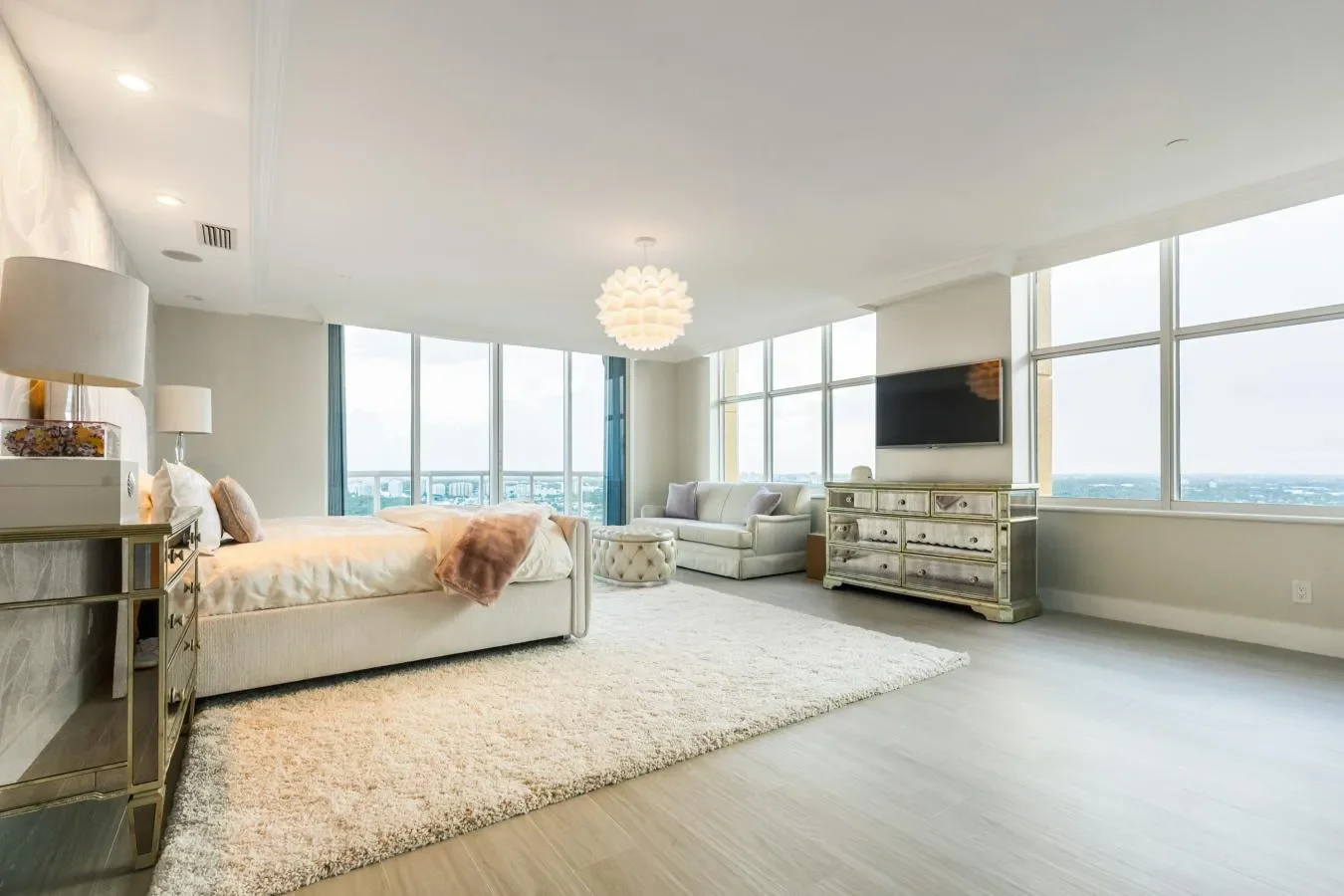 2100 N Ocean Drive, Fort Lauderdale, Florida, United States. - Photo 21