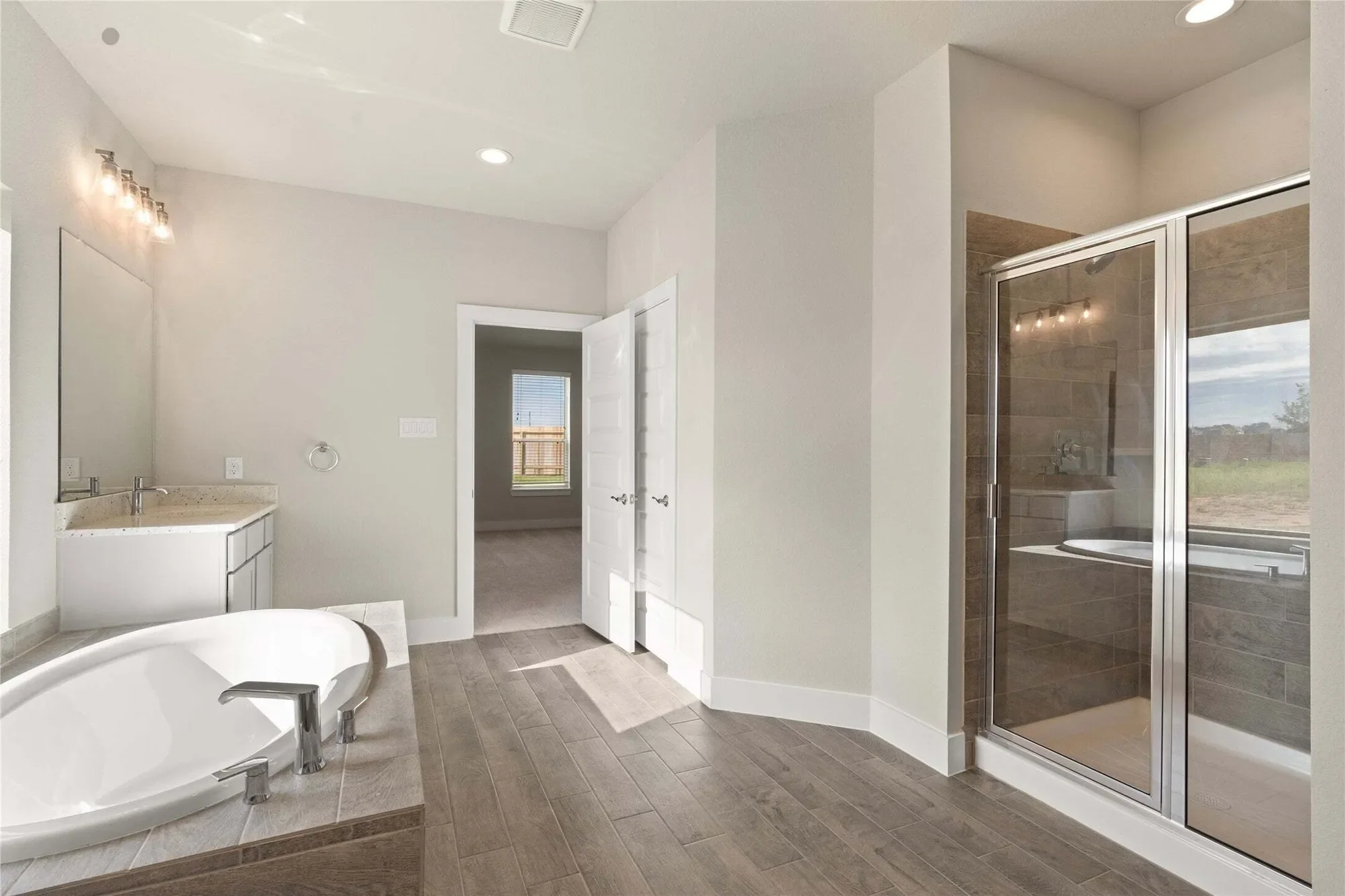 1916 Golden Spruce Lane, Conroe, TX 77301, Conroe, Texas, United States. - Photo 5