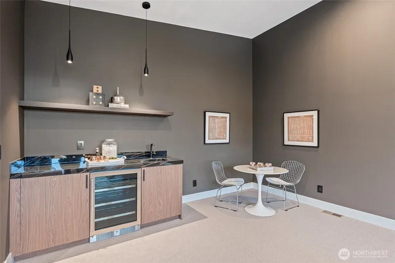 2423 129th Avenue SE, Bellevue, WA 98005, Bellevue, Washington, United States. - Photo 27