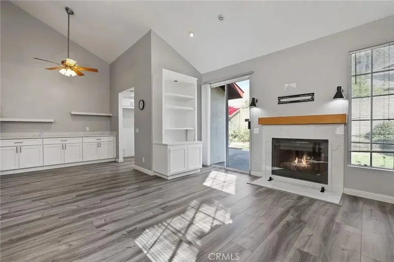 4 Gettysburg, Irvine, California, United States. - Photo 8