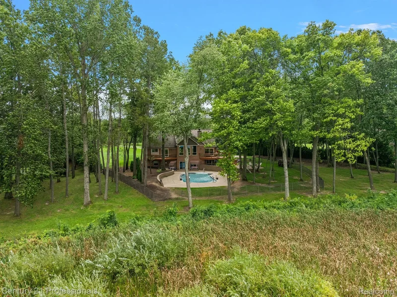 12120 SHAFFER RD , Davisburg, MI 48350, SPRINGFLD Township, Michigan, United States. - Photo 29