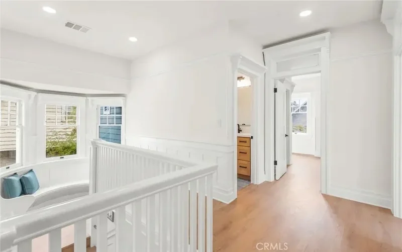 1720 S Kingsley, Los Angeles, California, United States. - Photo 25