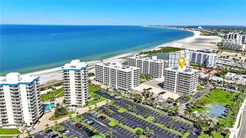 7148  222, Fort Myers Beach, Florida, United States. - Photo 37