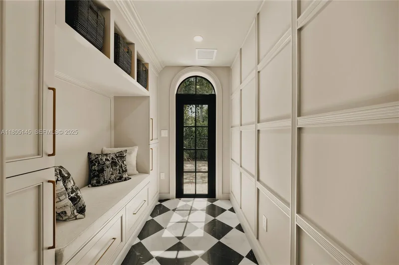 549 NE 59th St, Miami, Florida, United States. - Photo 26