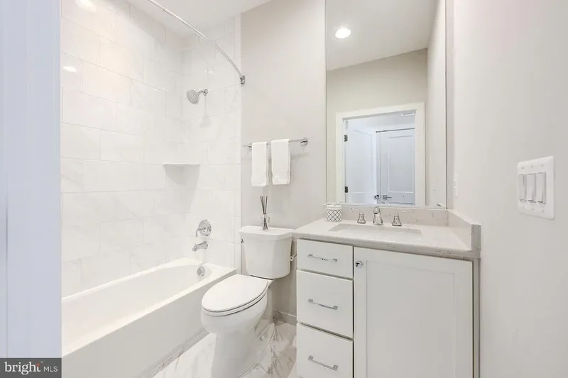 10326 GROSVENOR PL PLACE, NORTH BETHESDA, MD 20852, North Bethesda, Virginia, United States. - Photo 7