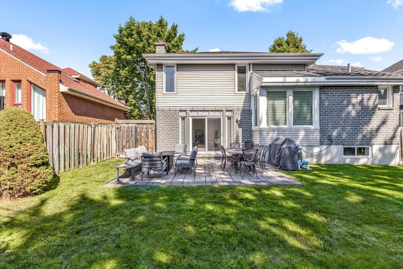 114 Rue Louis-Riel, Dollard-Des Ormeaux, Quebec, Canada. - Photo 27