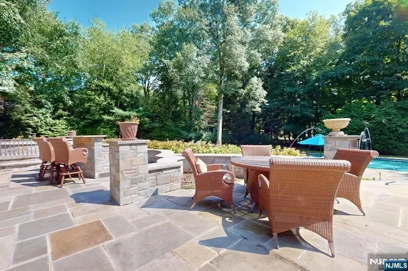 2 Alford Drive, Saddle River, NJ, 07458, USA, Saddle River, New Jersey, United States. - Photo 24
