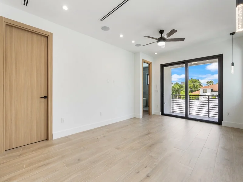 205 NE 17th Ave , Fort Lauderdale, FL 33301, Fort Lauderdale, Florida, United States. - Photo 8
