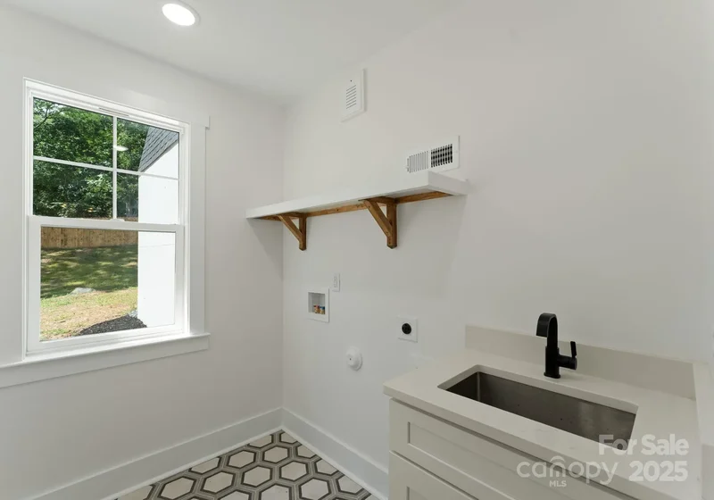 6326 Cedar Croft Drive, Charlotte, NC 28226, Charlotte, North Carolina, United States. - Photo 5