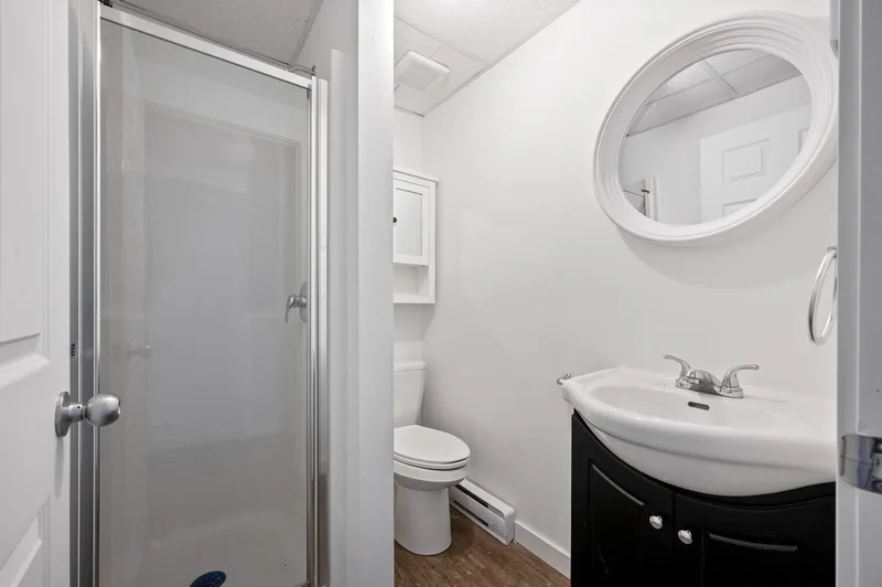 933 Rue Labelle, Mont-Tremblant, Quebec, Canada. - Photo 19