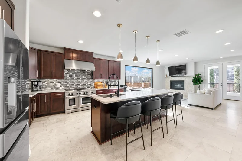 4301 Vivian Street, Bellaire, TX 77401, Houston, Texas, United States. - Photo 9