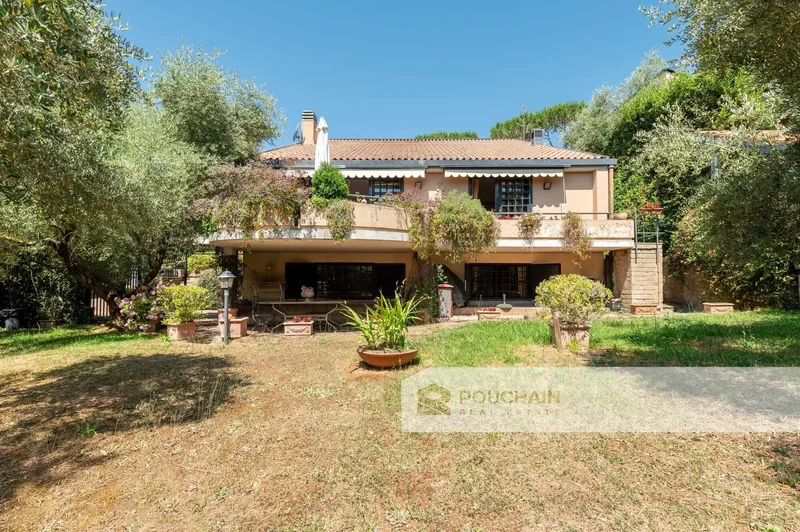 INDEPENDENT HOUSE FOR SALE IN LA STORTA – ISOLA FARNESE