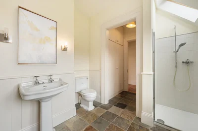 Thumbnail 36