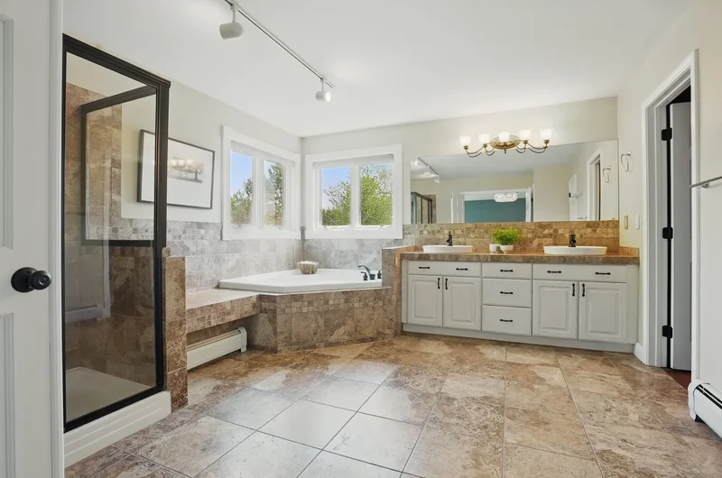 16 Pinnacle Drive, South Burlington, VT 05403, South Burlington, Vermont, United States. - Photo 27