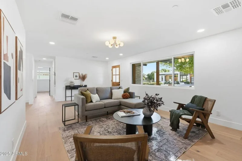 6638 E Monterosa Street, Scottsdale, Arizona, United States. - Photo 28