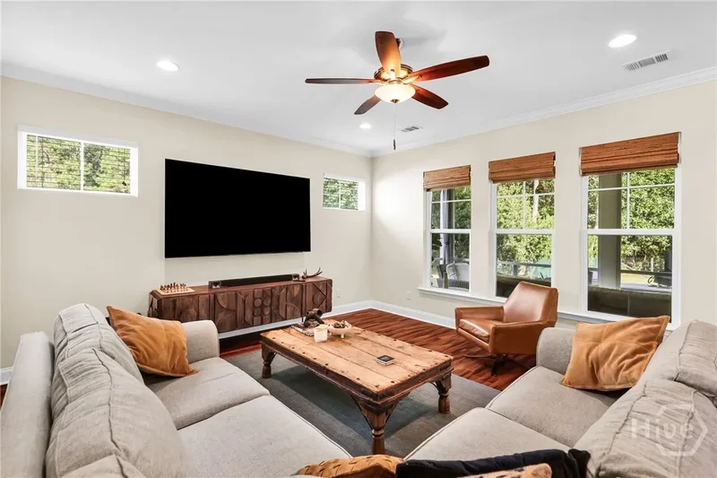 8 Gresham Lane, Savannah, Georgia, United States. - Photo 25