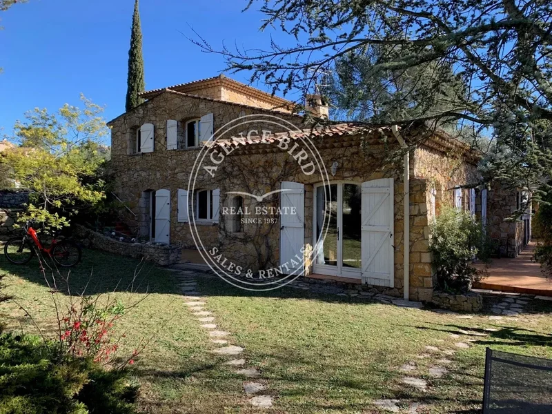 Bagnols-en-Forêt, Provence-Alpes-Côte d'Azur, France. - Photo 9